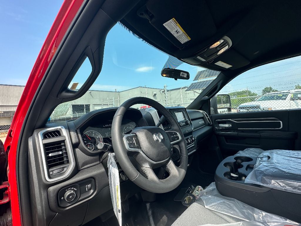2024 RAM 5500 Chassis SLT WITH A CENTURY 19.5' STEEL CARRIER