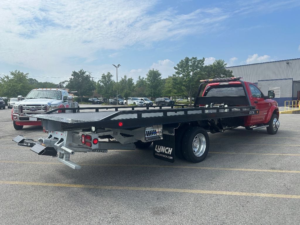2024 RAM 5500 Chassis SLT WITH A CENTURY 19.5' STEEL CARRIER