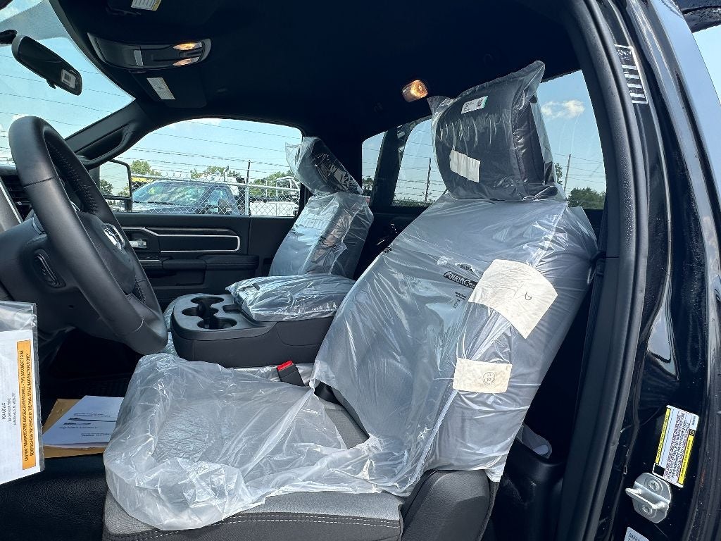 2024 RAM 5500 Chassis WITH A CENTURY 19.5' STEEL CARRIER