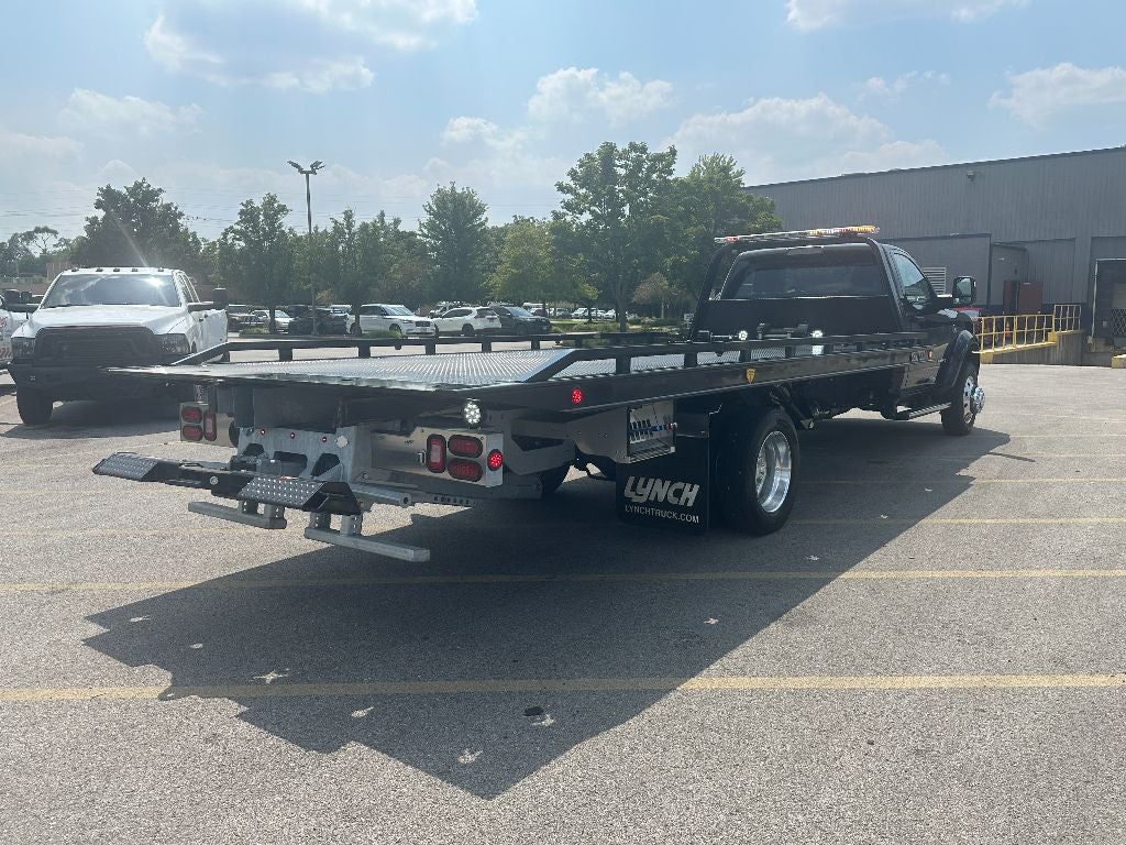 2024 RAM 5500 Chassis WITH A CENTURY 19.5' STEEL CARRIER