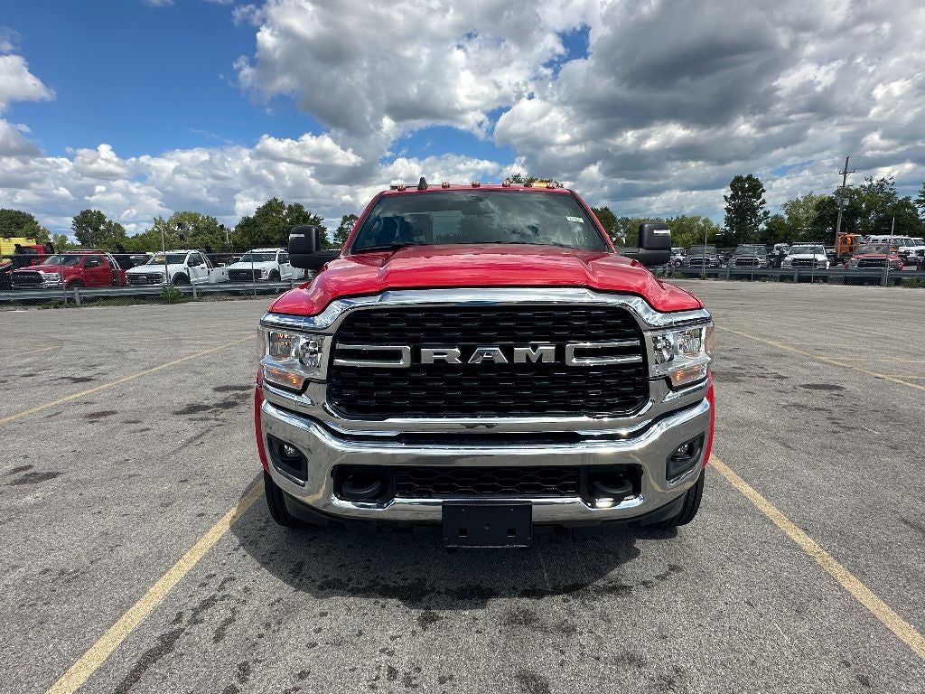2024 RAM 5500 Chassis SLT WITH A CENTURY 19.5' STEEL CARRIER