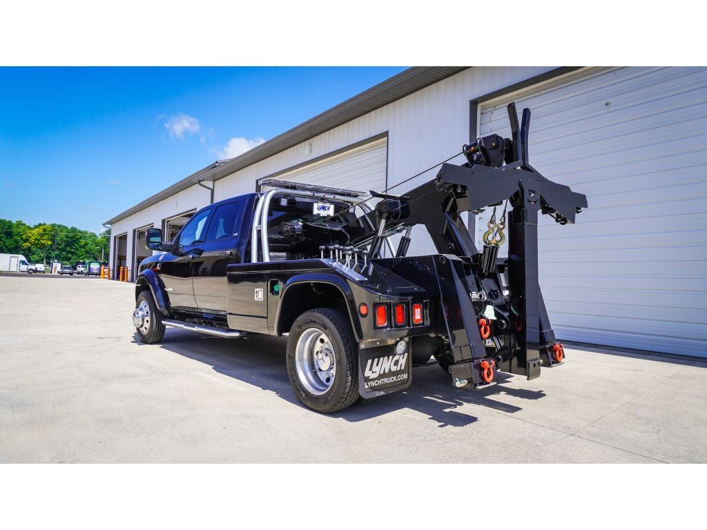 2024 RAM 5500 Chassis w/ Chevron 408 Wrecker