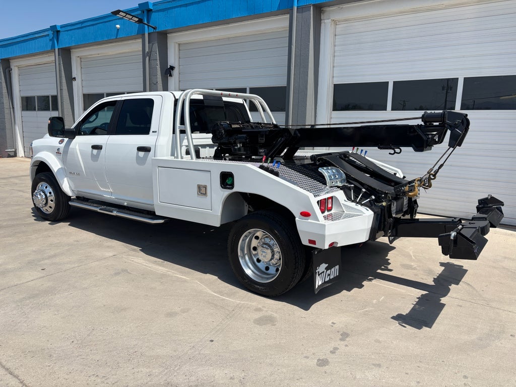 2024 RAM 5500 Chassis w/ Vulcan 894 Wrecker