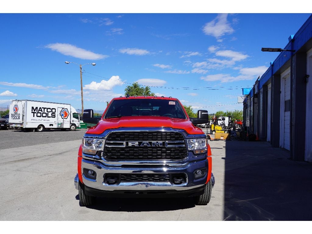 2024 RAM 5500 Chassis w/ Chevron 408 Wrecker