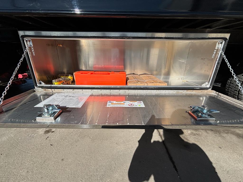 2025 International MV607 w/ Century 12S Carrier