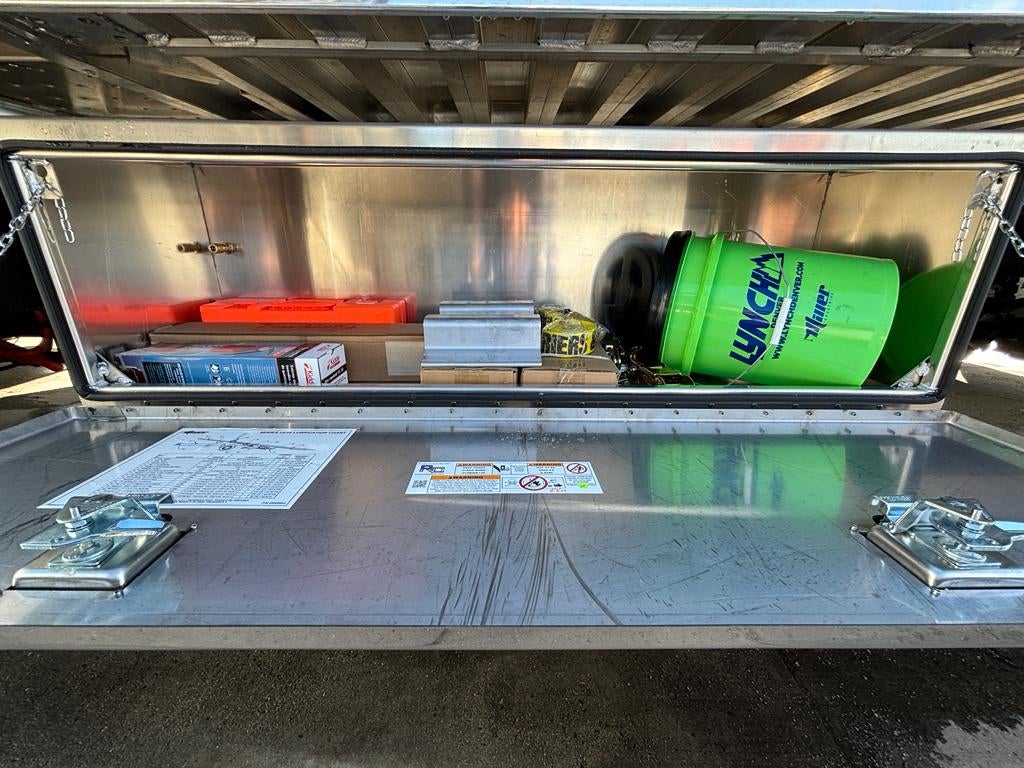 2025 International MV EC w/ Century 12S Carrier