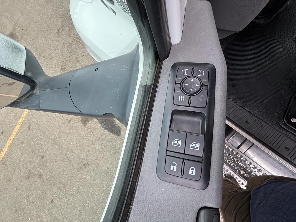 2025 International MV607 w/ Century 12S Carrier