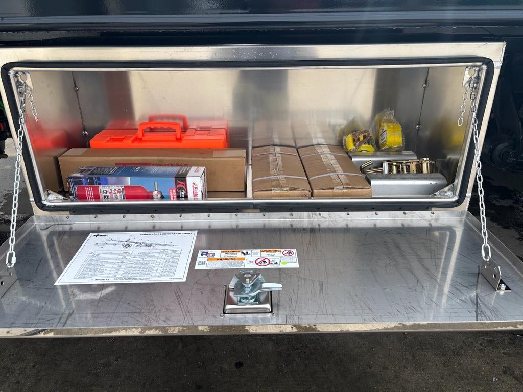 2025 International MV607 w/ Century 12S Carrier