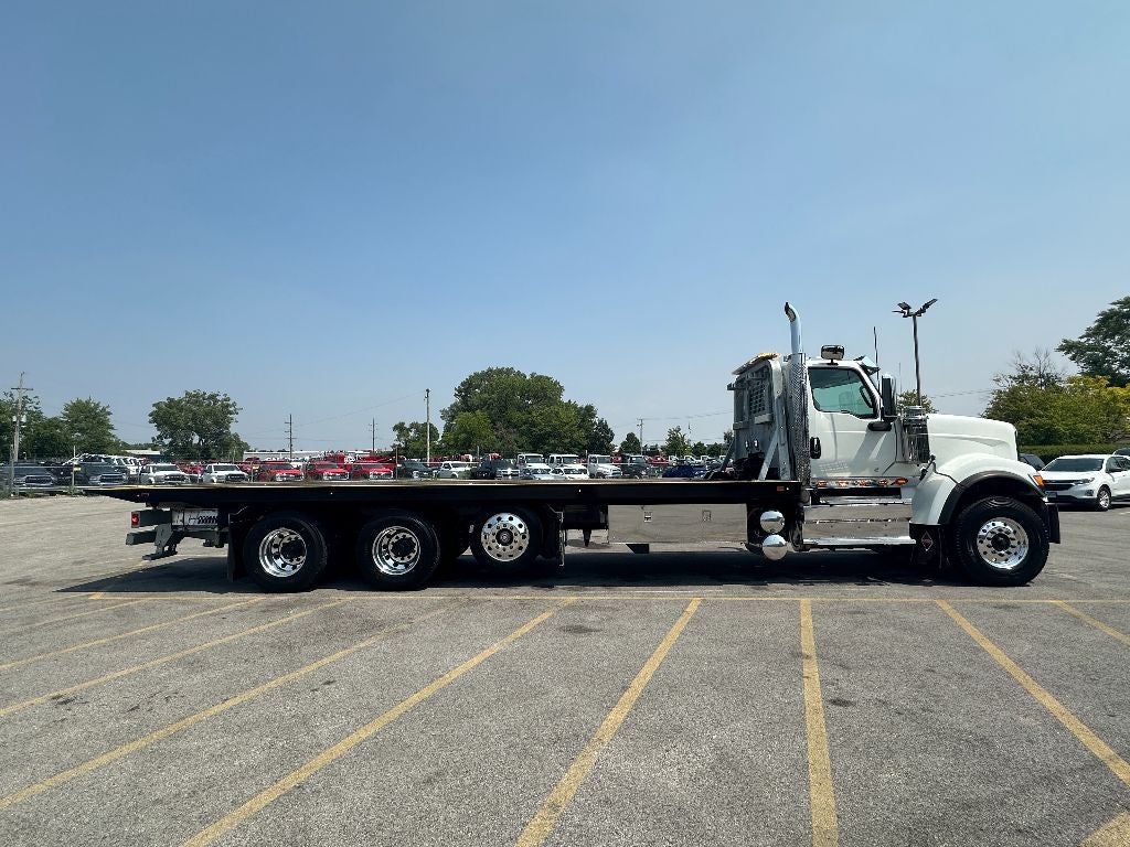 2025 International HX CENTURY 28.5' WOOD INDUSTRIAL