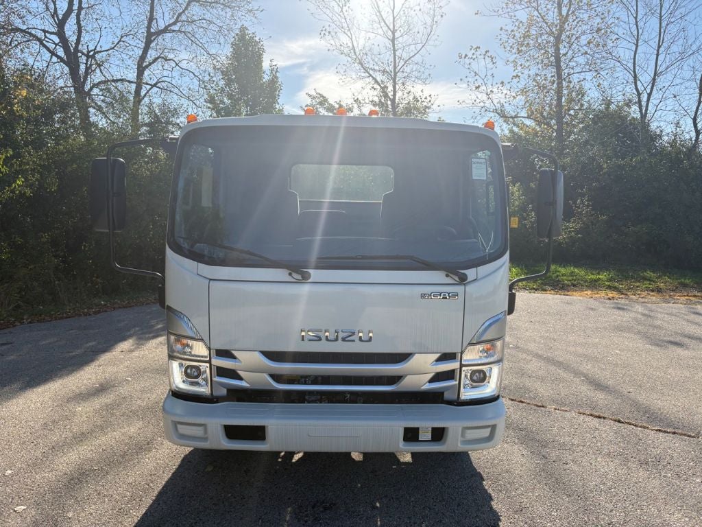 2025 Isuzu NPR-HD Morgan Van Body