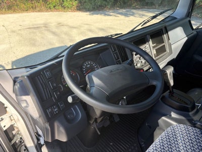 2025 Isuzu NPR-HD 16' Morgan Van Body