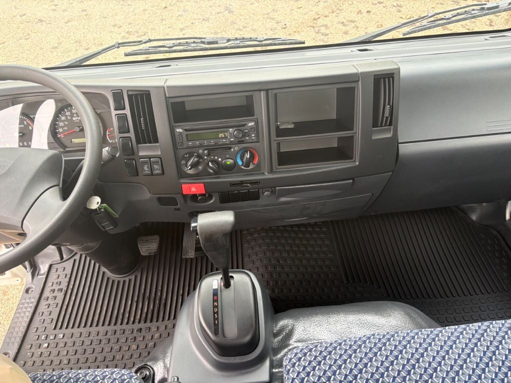 2025 Isuzu NPR-HD NPR