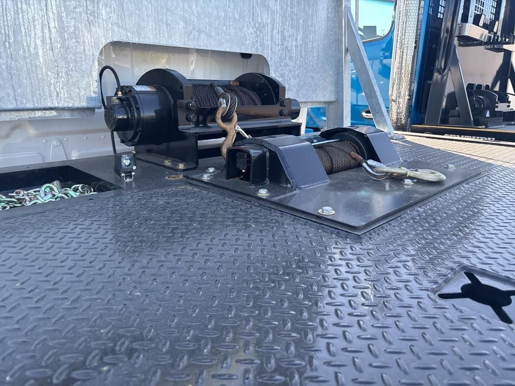 2025 CENTURY WESTERN STAR w/ Century 20S Industrial Carrier