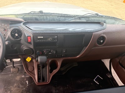 2026 Hino L6 26' ITD Van Body