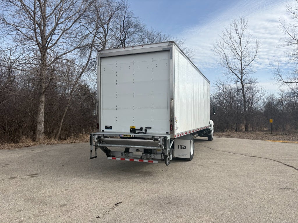 2026 Hino L6 26' ITD Van Body