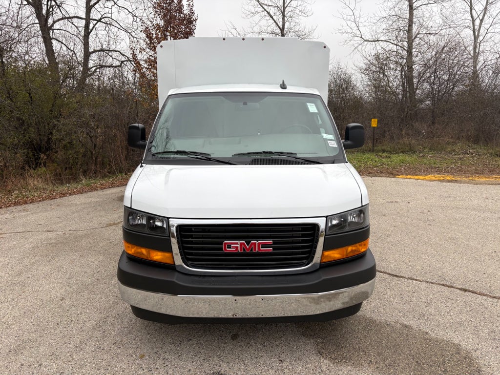 2025 GMC Savana 3500 11' Monroe CSV Body