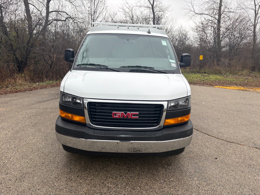2025 GMC Savana 3500 11' Monroe CSV Body