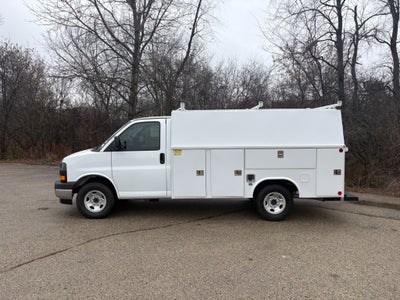 2025 GMC Savana 3500 11' Monroe CSV Body