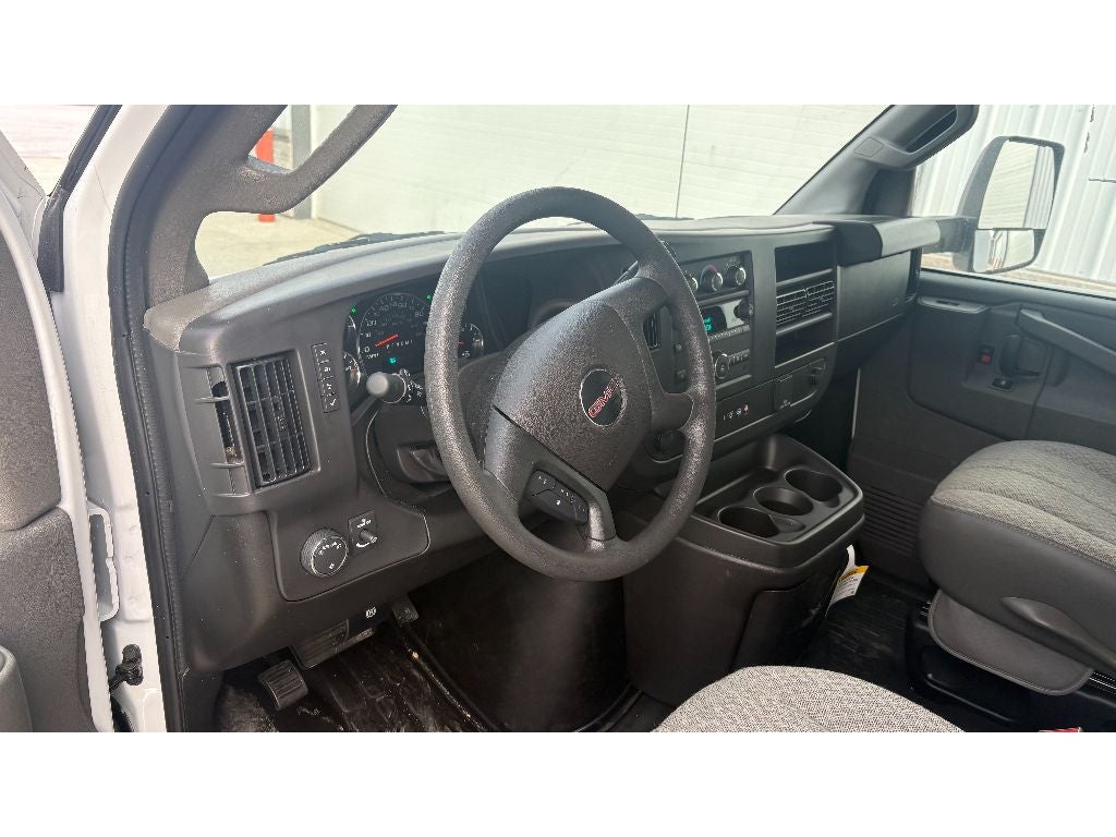2025 GMC Savana 3500 17' Bay Bridge Van Body