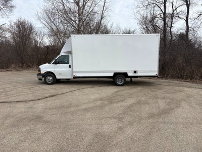 2026 GMC Savana 4500 17' Bay Bridge Van Body