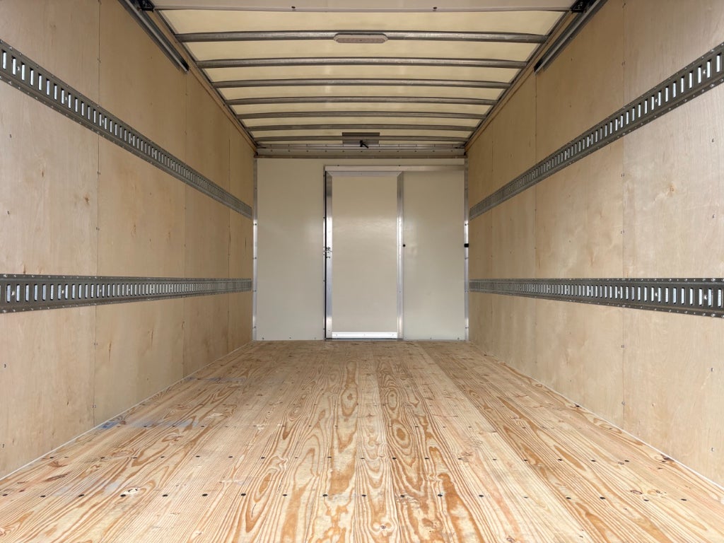 2026 GMC Savana 4500 17' Bay Bridge Van Body