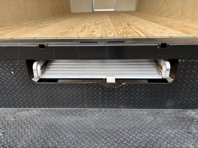 2026 GMC Savana 4500 17' Bay Bridge Van Body