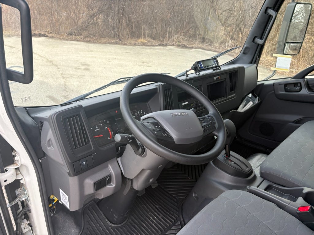 2026 Isuzu NPR 16' Morgan Reefer Van Body