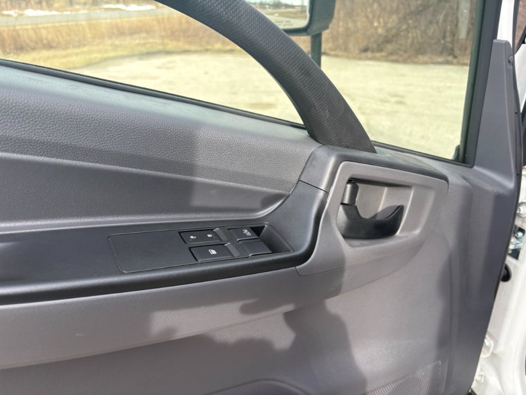 2026 Isuzu NPR 16' Morgan Reefer Van Body