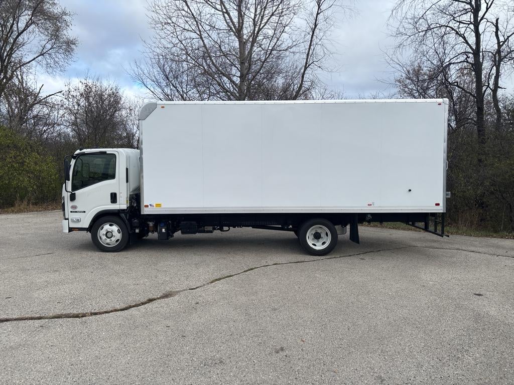 2025 Isuzu NRR NRR 20' Bay Bridge Van Body