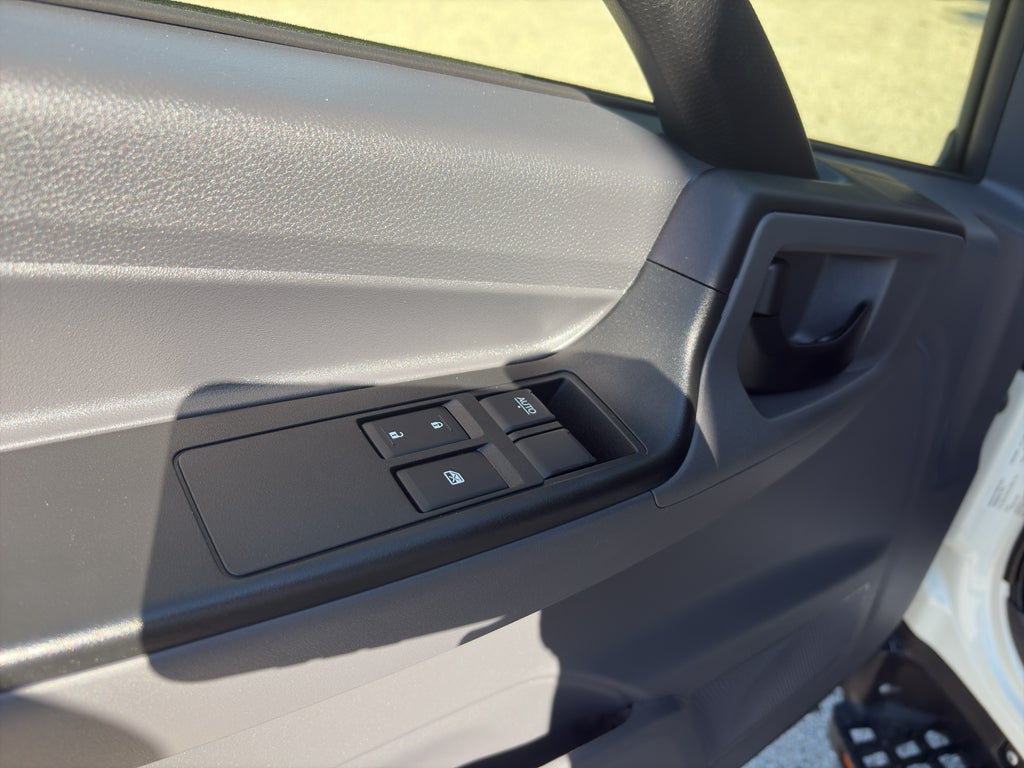 2025 Isuzu NRR 16' Advantic Van Body