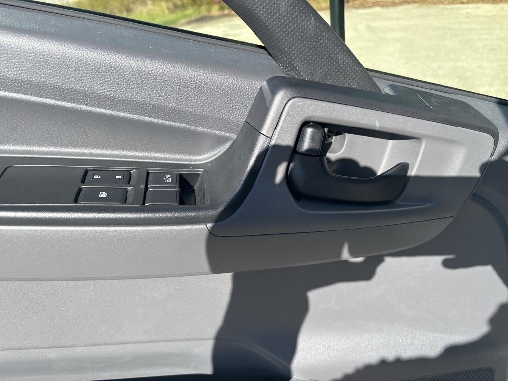 2025 Isuzu NRR 16' Bay Bridge Van Body