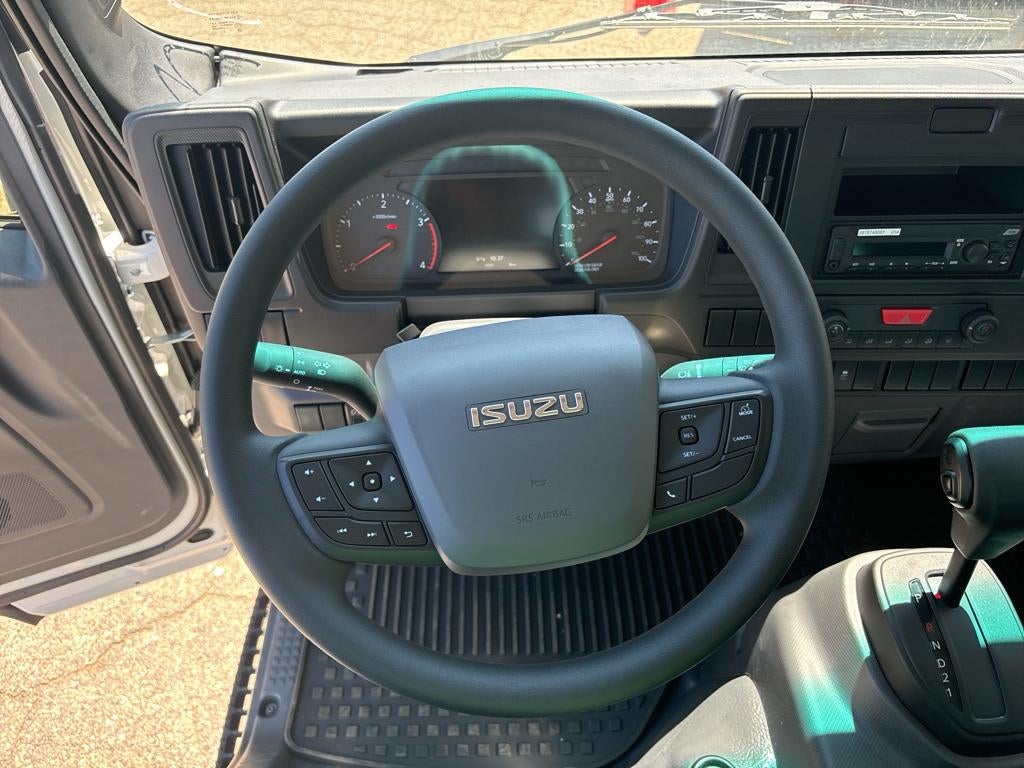 2025 Isuzu NRR NRR 16' Wabash Van Body