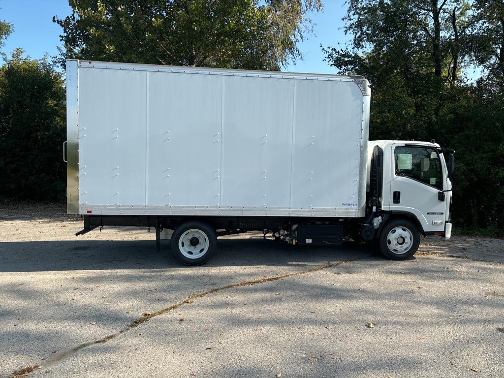 2025 Isuzu NRR NRR 16' Wabash Van Body