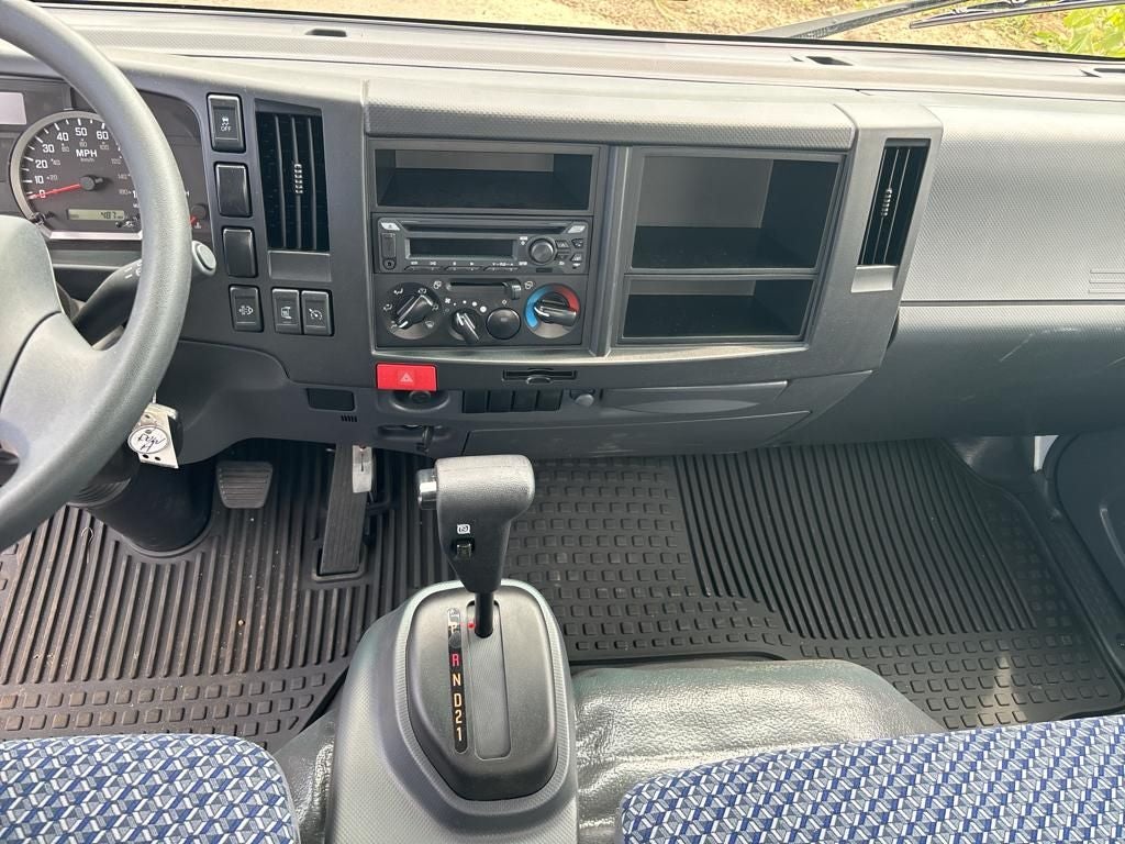 2024 Chevrolet 5500XD 20' Bay Bridge Van Body